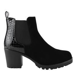 Crne čizme na stupu s elastičnim W356 crna