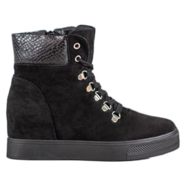 Bestelle Modne čizme na klin crna