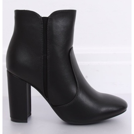 Crna 1436 Crne štikle