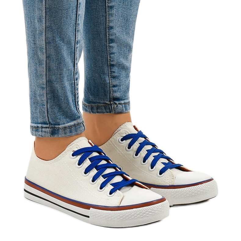 Klasične bijele niske tenisice W03 bijela