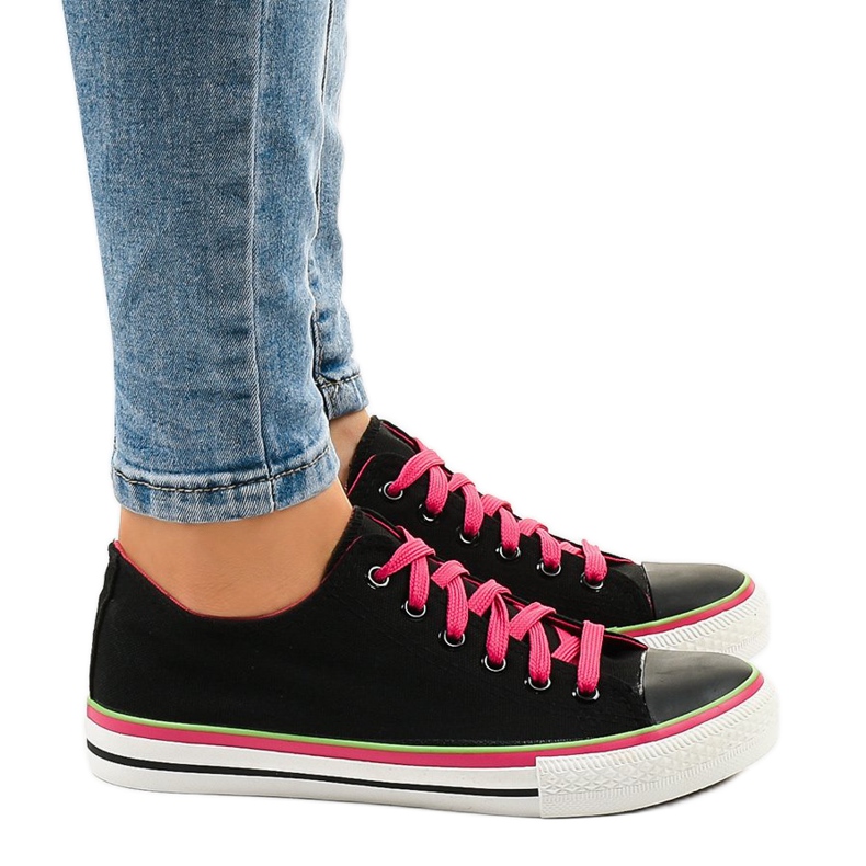 Crne klasične niske tenisice W03 crno zelena