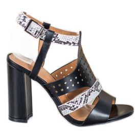 Small Swan Ažurne sandale sa zmijskim printom crna