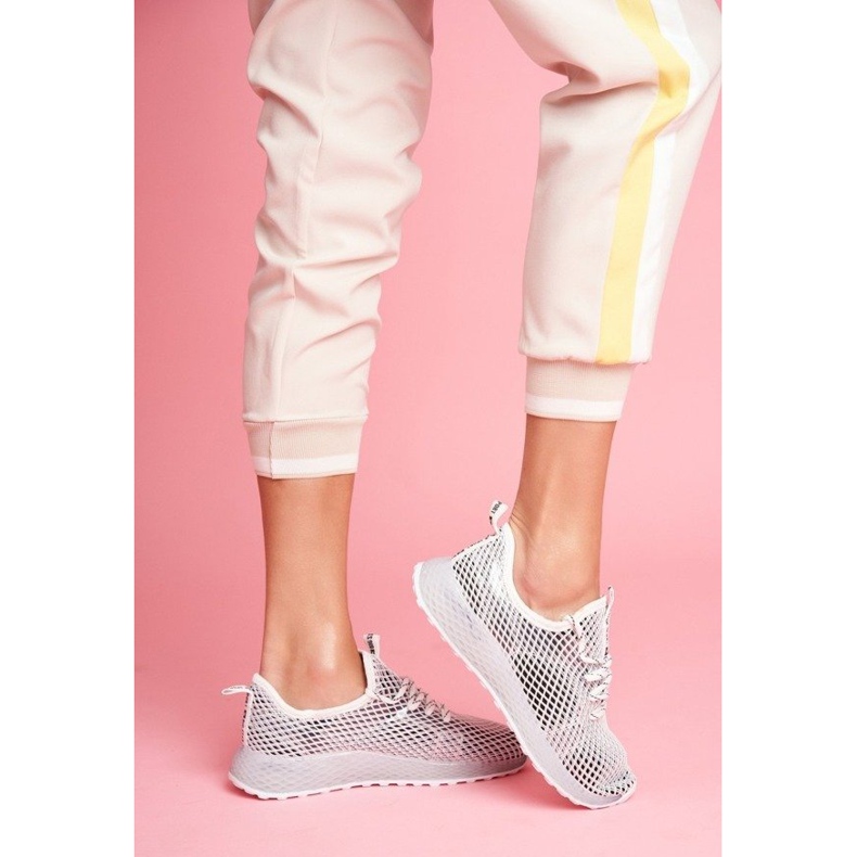 Bijele ženske sportske cipele Big Star FF274349 bijela
