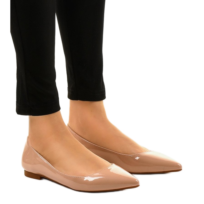 Bež balerine lakirane u točki MM5018