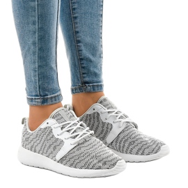 Bijele ženske sportske cipele 7-6875C višebojan