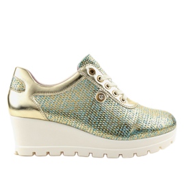 Zlatne trendi tenisice na klin JFL663-5 zlatni