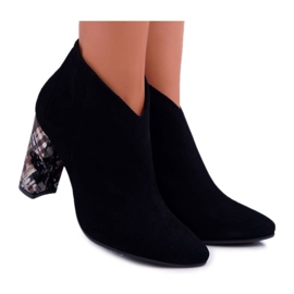 Crne elegantne čizme od antilopa na motki Laura Messi 2047 crna