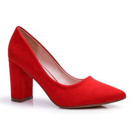 Ženske pumpe na stupu od antilop crvene boje crvena