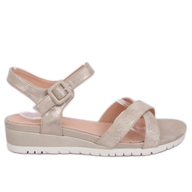 Sandale na niskoj klinnoj peti zlatne NS115P LT.GOLD zlatni