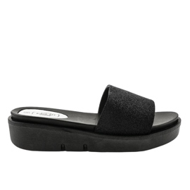 Crne sjajne papuče E3969 crna