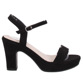 Crne sandale na postolju NS032P Black crna