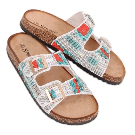 Scholki s bijelim perlicama CK133P Bijela raznobojna