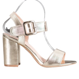 Small Swan Sandale na šanku s eko kožom zlatna