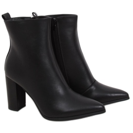 Klasična crna DA39P Crna štikla