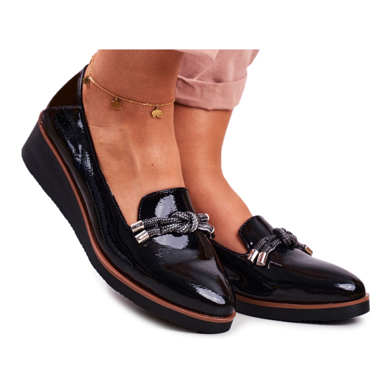 Vinceza Ženske crne mokasine lakirane na klinu Abba crno