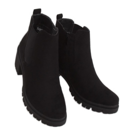 Crne čizme sa širokim potpeticama XJ-25 Crna crno