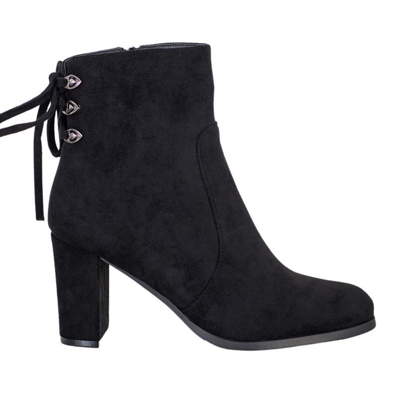 Vezane čizme na VINCEZA postu crno