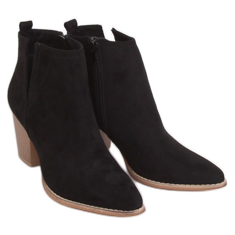 Čizme s visokim potpeticama s bademastim crnim prstima M397 Crna crno