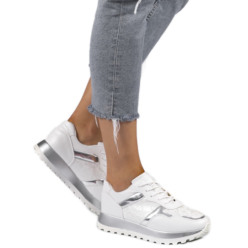 Bijele sportske tenisice od eko kože 2019-447 bijela