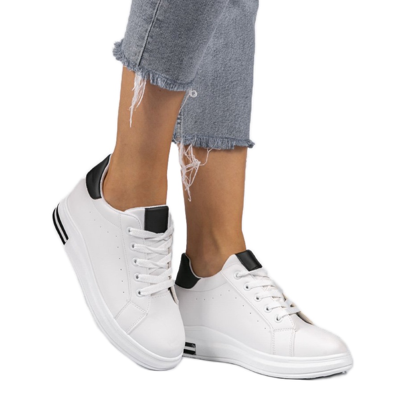 Bijele tenisice na klin tenisice 1061 bijela crno