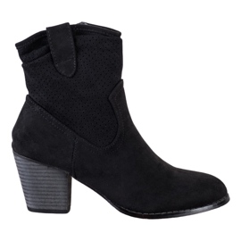 Bestelle Klasične ažurske čizme s ažurima crna