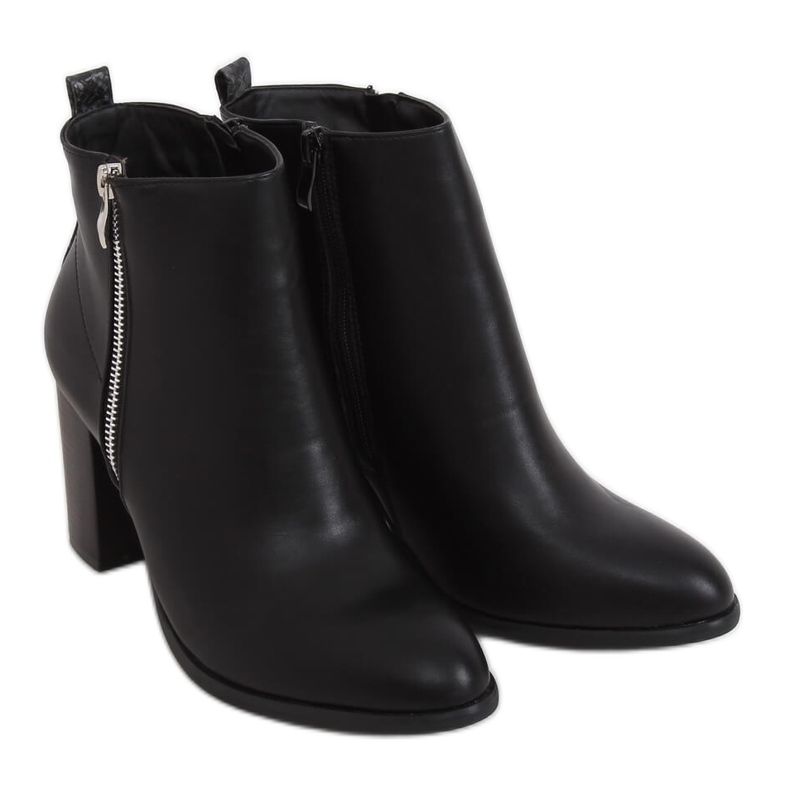 Klasične crne visoke potpetice 688-A21 Crna crno