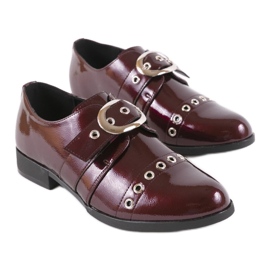 Crvene lakirane cipele s kopčom C18-6263-2 crvena