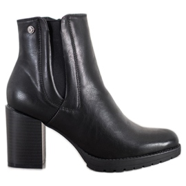 Weide Udobne čizme na post crna