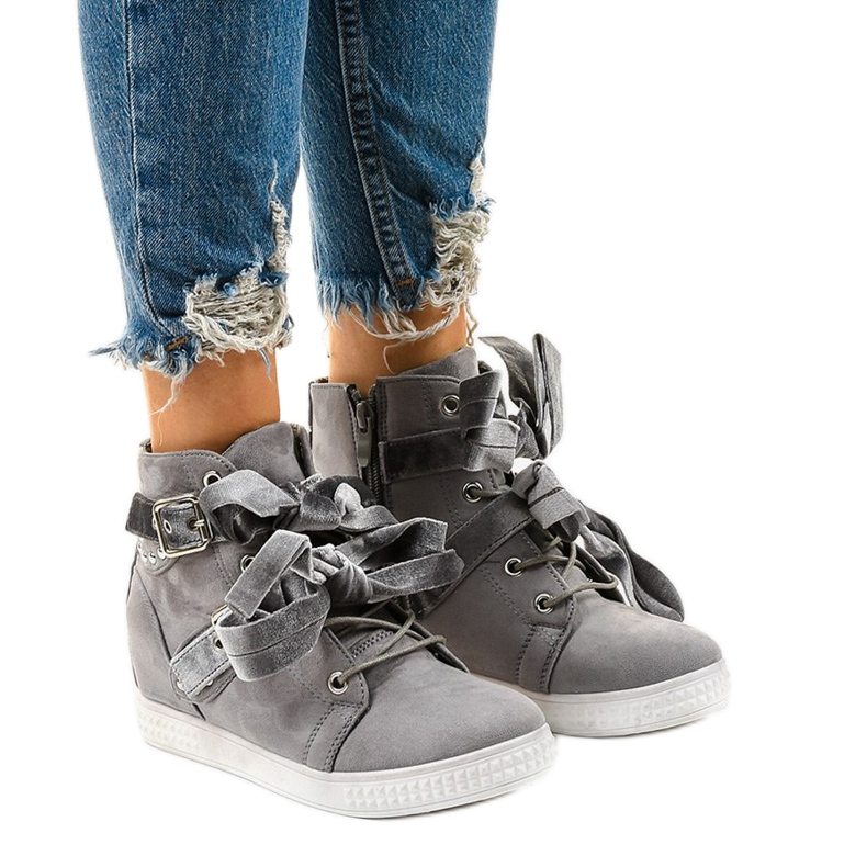 Sive tenisice od antilopa sa kopčom Haiphaia siva