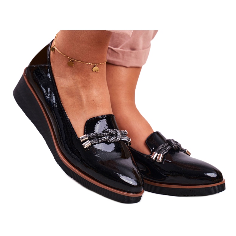 Vinceza Ženske crne mokasine lakirane na klinu Abba crno siva