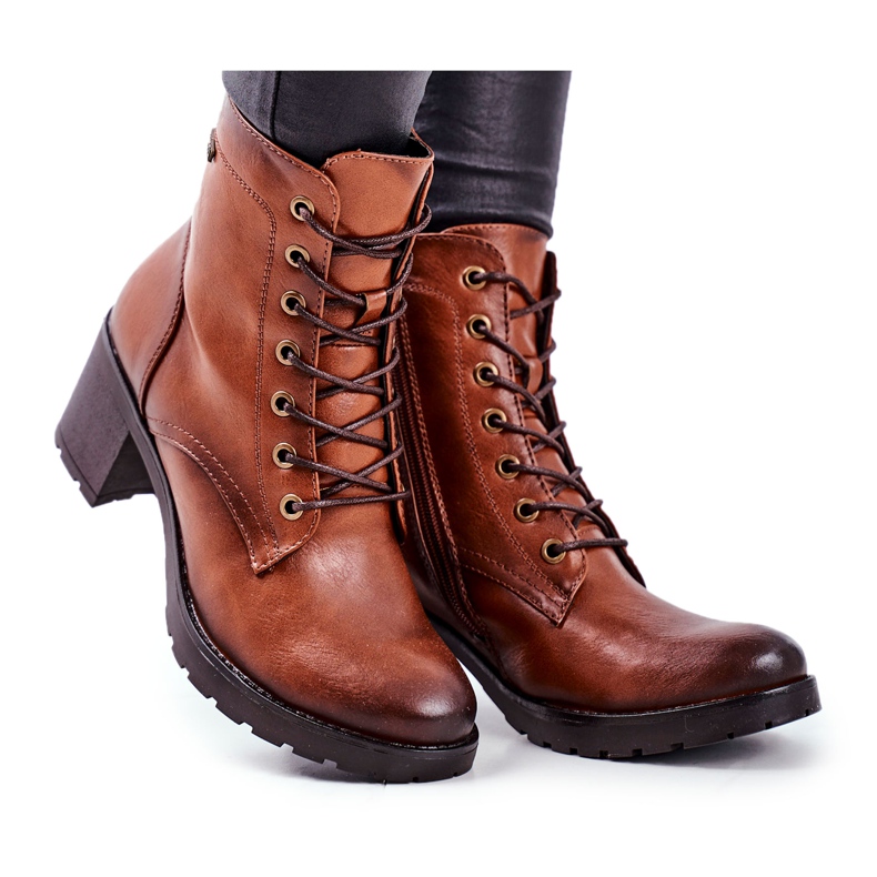 Vinceza Ženske čizme na smeđim vlaknima na visoku petu smeđa