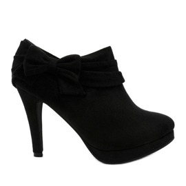 Crne čizme na visoku petu s elastičnim Fharvixom crna