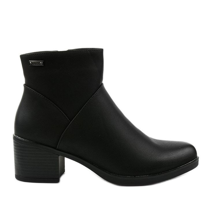 Crne izolirane čizme sa zatvaračem Suncutter crno