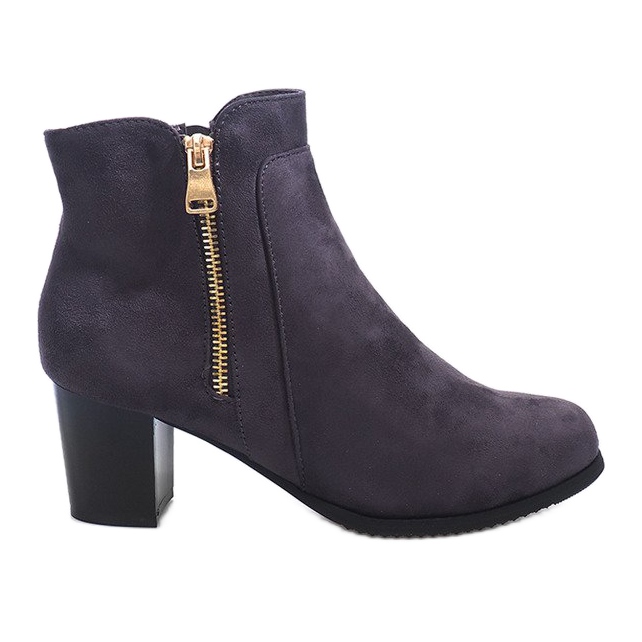 Čizme na postu J0049-3 Siva