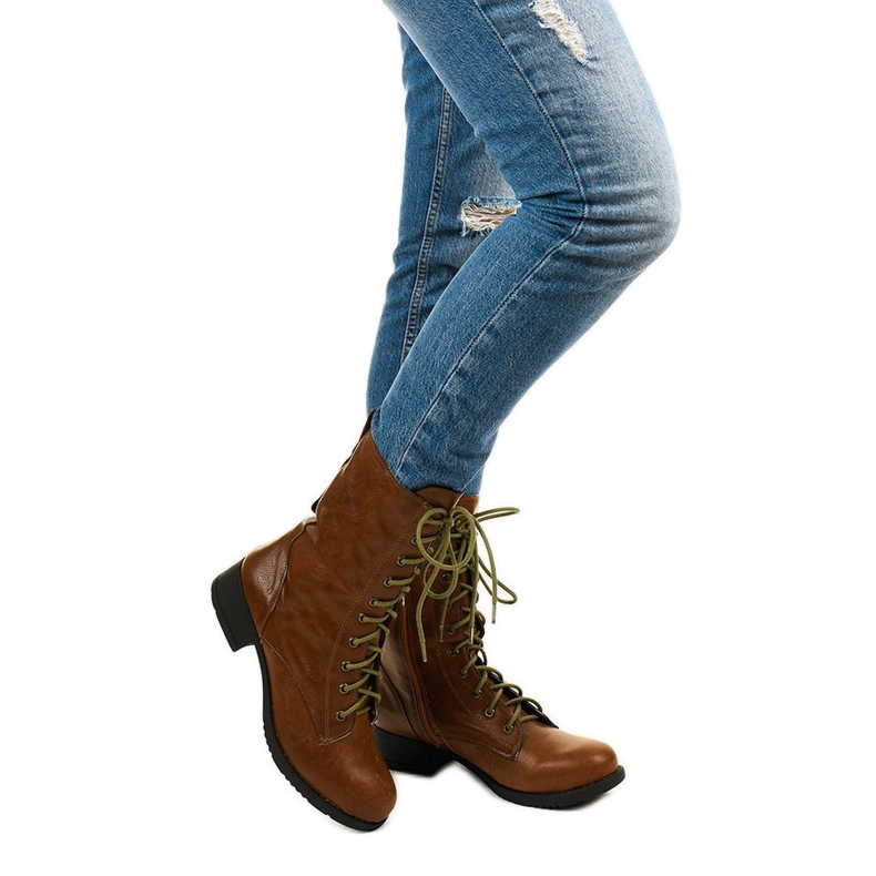 Tamno smeđe čizme na vezanje S10 smeđa