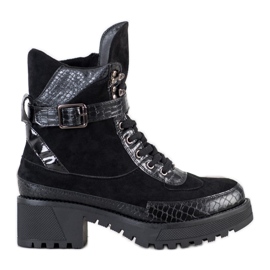 Gogo Radnici na polu crna