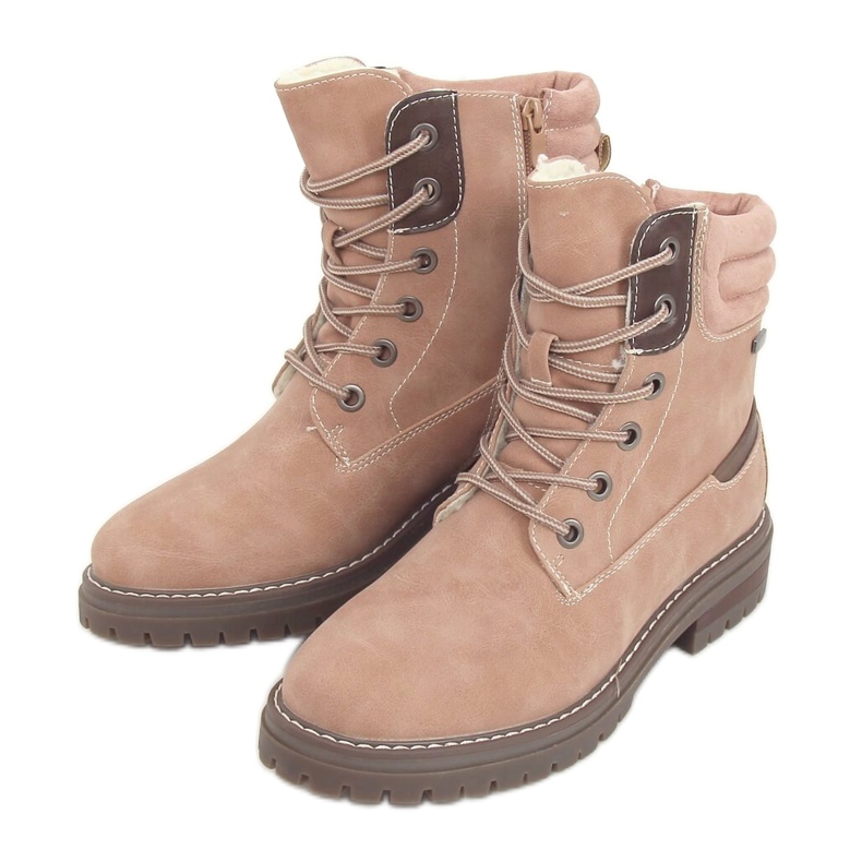 Izolirano ružičasto drvo 2218 Pink ružičasta