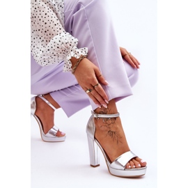 Srebrne Mandy sandale na visoku petu srebro 1