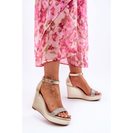 WD1 Moderne kožne sandale na klin Golden Arwen zlatni 1