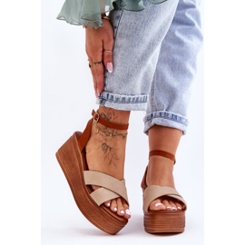 Udobne ženske sandale na klin smeđe-bež Laurie 1