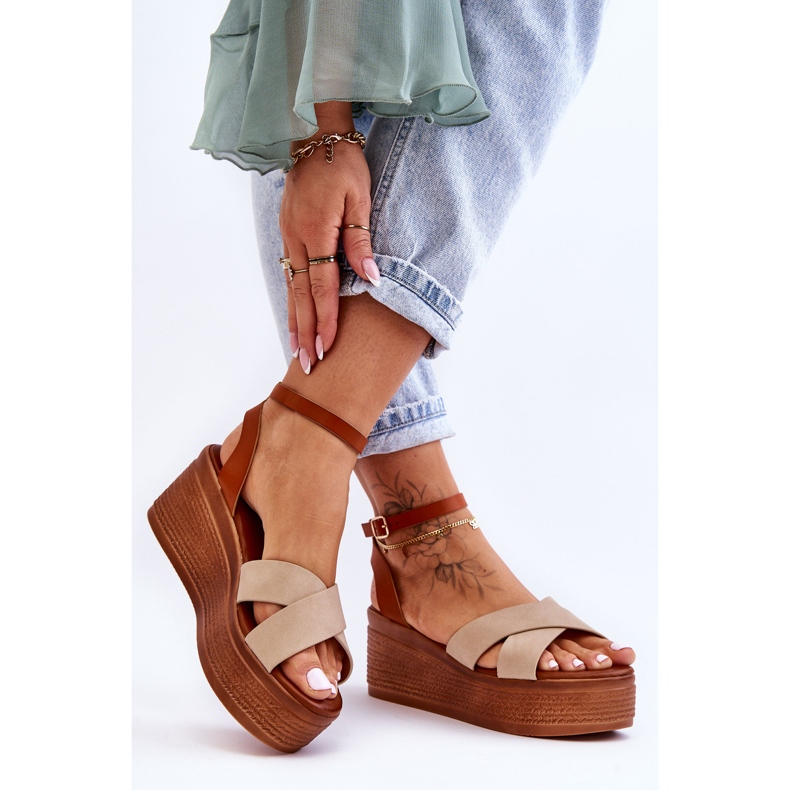 Udobne ženske sandale na klin smeđe-bež Laurie 2