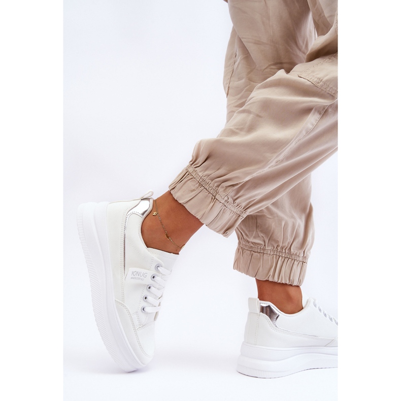 Klasične ženske sportske cipele bijele Ronesha bijela 2