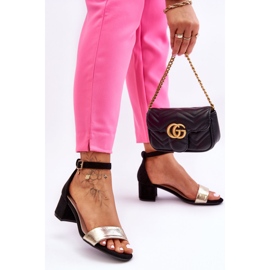 Layna udobne crne i zlatne sandale na nisku petu crna 1