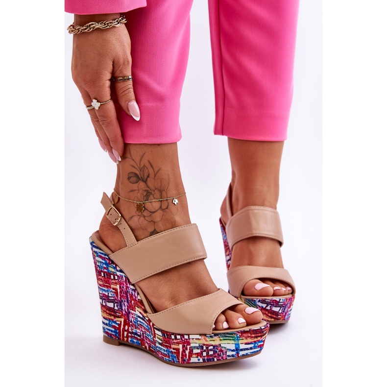 Calderia ženske sandale na klin, bež 1