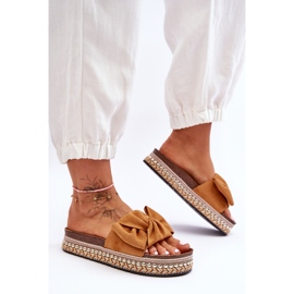 Ženske papuče od brušene kože s Camel Lauria mašnom smeđa 1