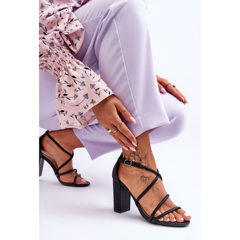 Kožne sandale na petu s prugama crne La Meria crno 2