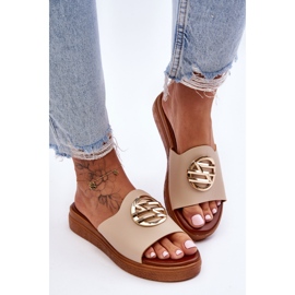 Ženske papuče bež tajne s ukrasom 1