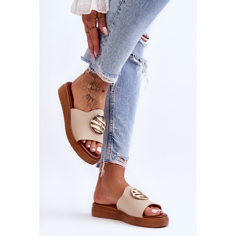 Ženske papuče bež tajne s ukrasom 2