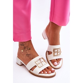 Elegantne ženske papuče s bijelim Atlantis ukrasom bijela 2