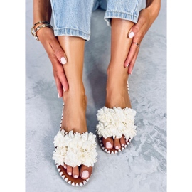 Prima Bijele cvjetne papuče bijela 1